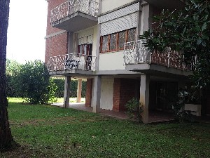 Lido di Camaiore, Appartamento in zona residenziale : appartamento In affitto e vendita  Lido di Camaiore